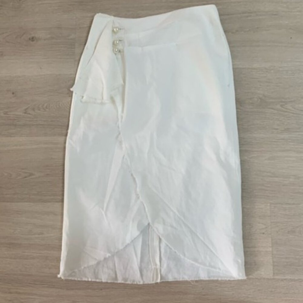 Gianni Bini -Venita Aspen by Gianni Bini Off white faux wrap skirt Pearl buttons